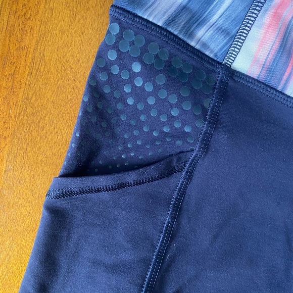 Lululemon Boogie Booty Shorts, Size 4, Purple - Picture 4 of 5